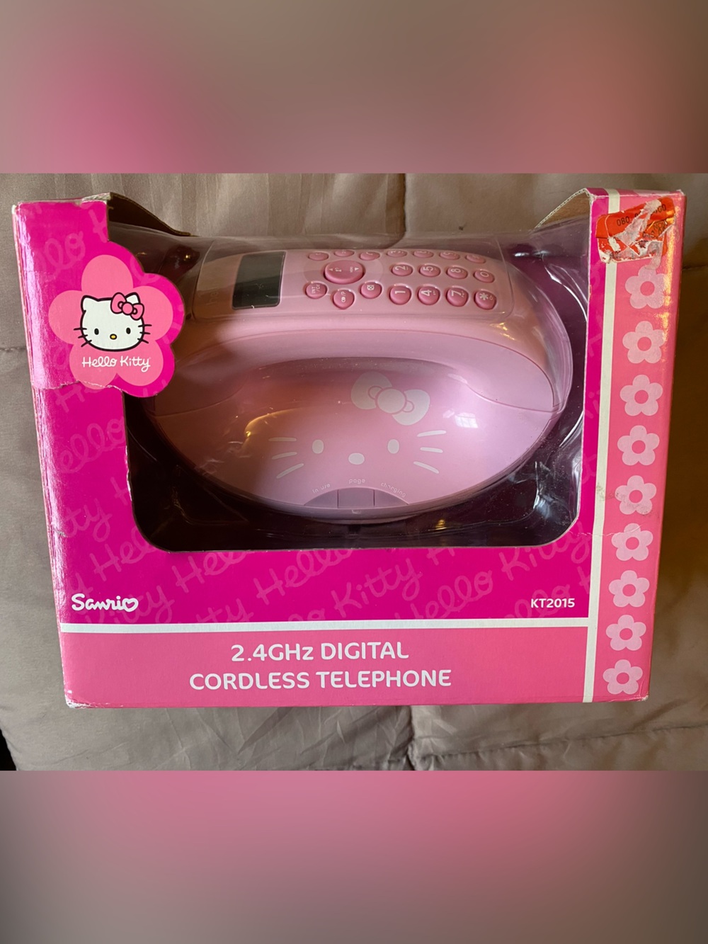 Vintage Sanrio Hello Kitty Cordless Telephone in Pink